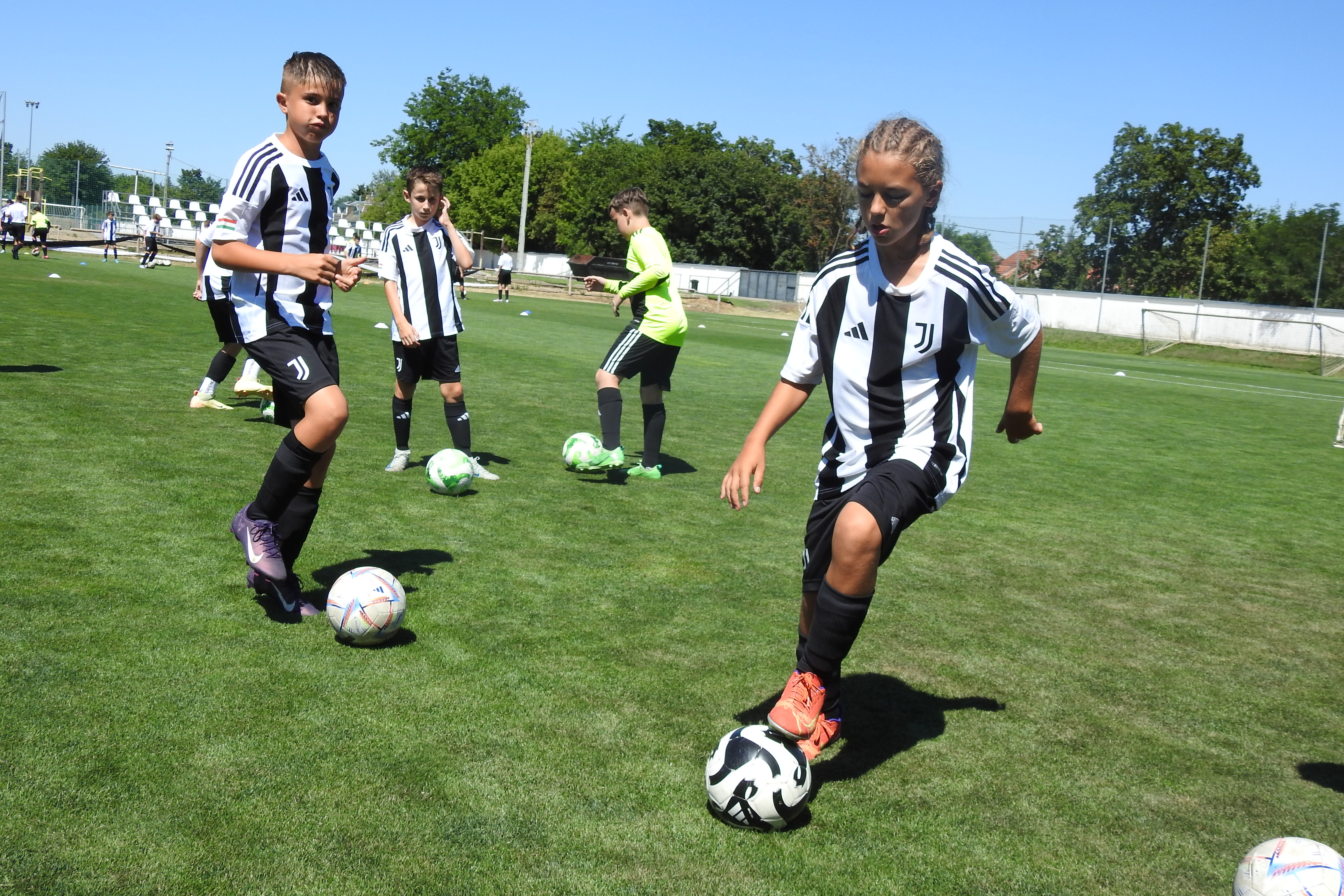 Közel 10 éve a Juventus mellett – és a gyerekekért